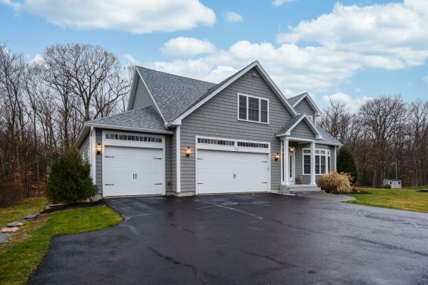 Cost of Driveway Asphalting in Bloomington