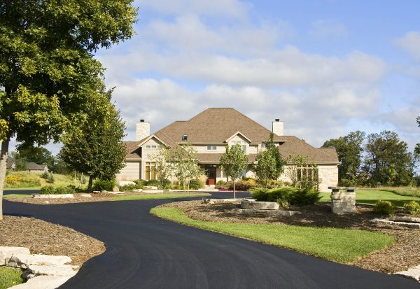 Cost of Paved Driveway Installation in Bloomington